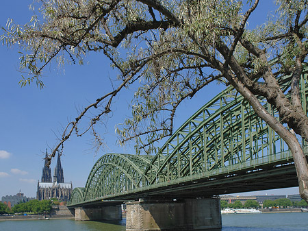 Fotos Hohenzollernbrücke am Kölner Dom